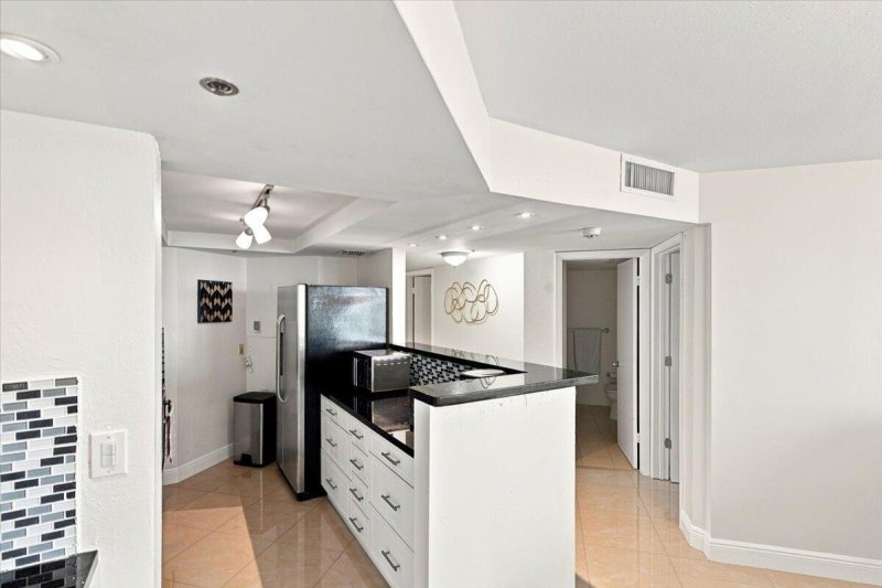 Property photo # 7