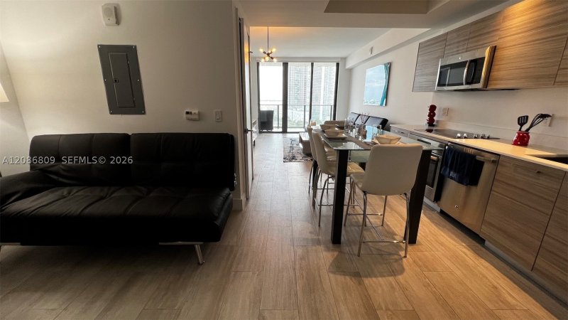 Apartment for rent at Hyde Midtown 1706A