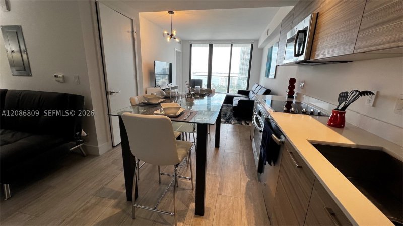Apartment for rent at Hyde Midtown 1706A