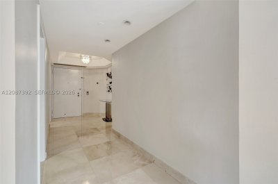 Comprar apartamento no 4000 Williams Island 402