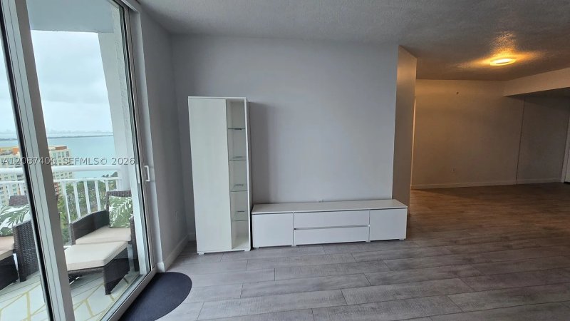 Comprar apartamento en 1800 Biscayne Plaza PH-10