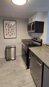 Comprar apartamento no 1800 Biscayne Plaza PH-10