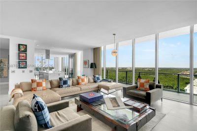 Parque Towers at St. Tropez Apt #5-TS01