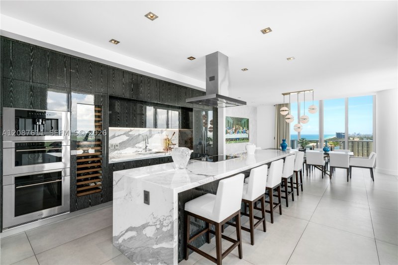 Apartment for rent at Parque Towers at St. Tropez 5-TS01