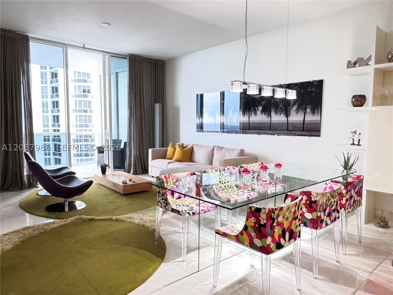 Condo for sale at Trump Tower One 2302