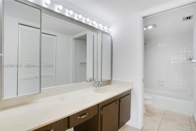 Comprar apartamento no Brickell Place B1702