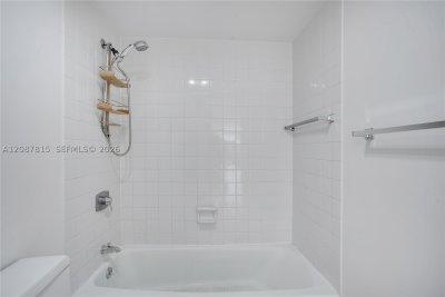 Comprar apartamento no Brickell Place B1702