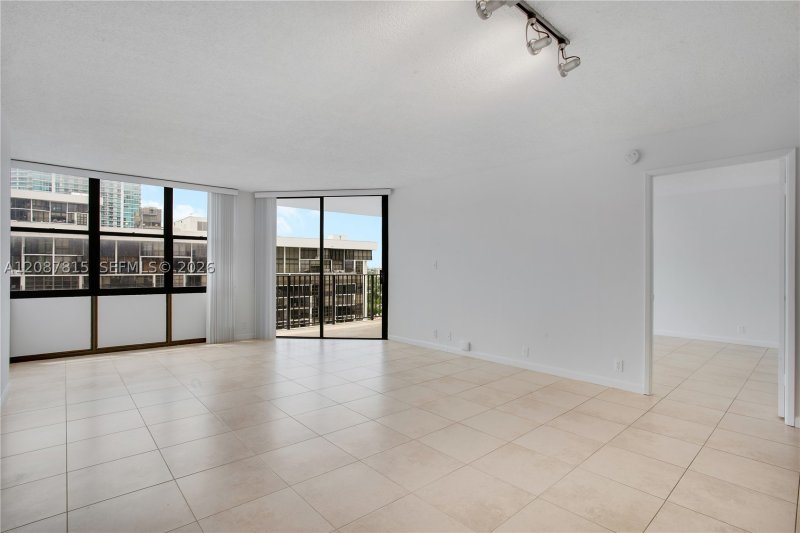 Comprar apartamento en Brickell Place B1702