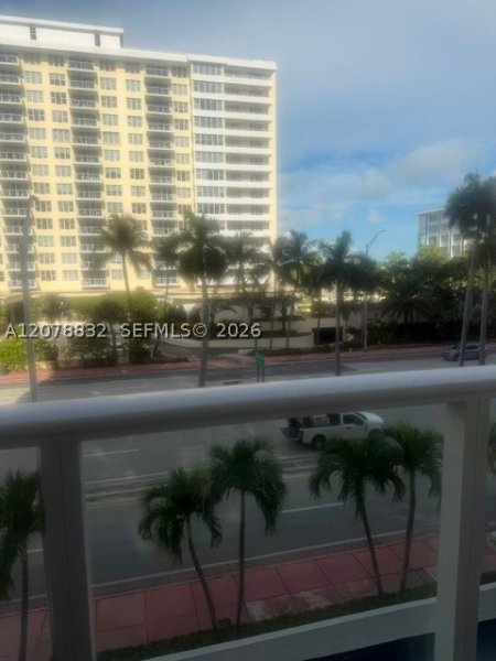 Condo for sale at Pavilion 415