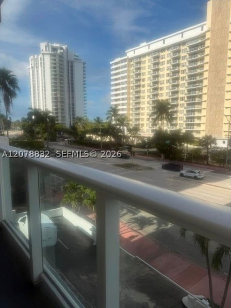 Condo for sale at Pavilion 415