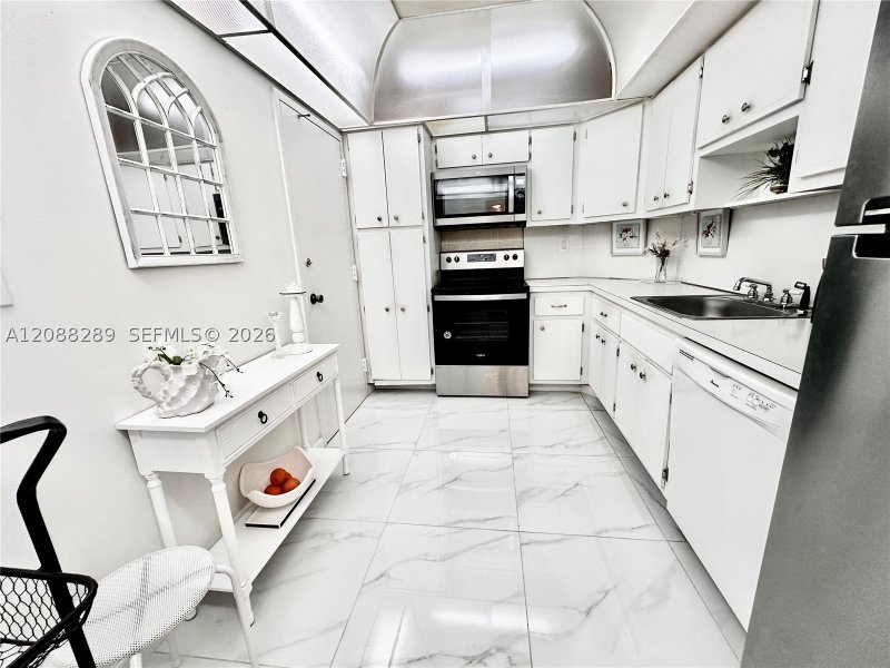 Property photo # 7