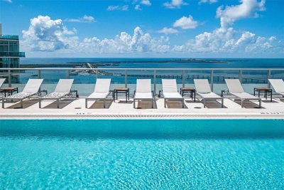 Comprar apartamento no Brickell House Condo 704