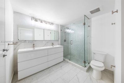 Comprar apartamento no Brickell House Condo 704
