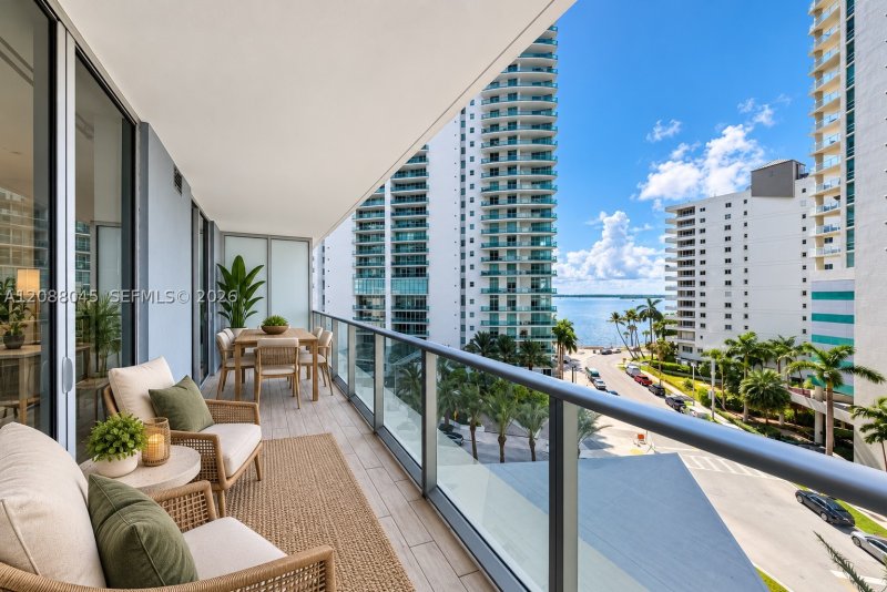 Condo for sale at Brickell House Condo 704