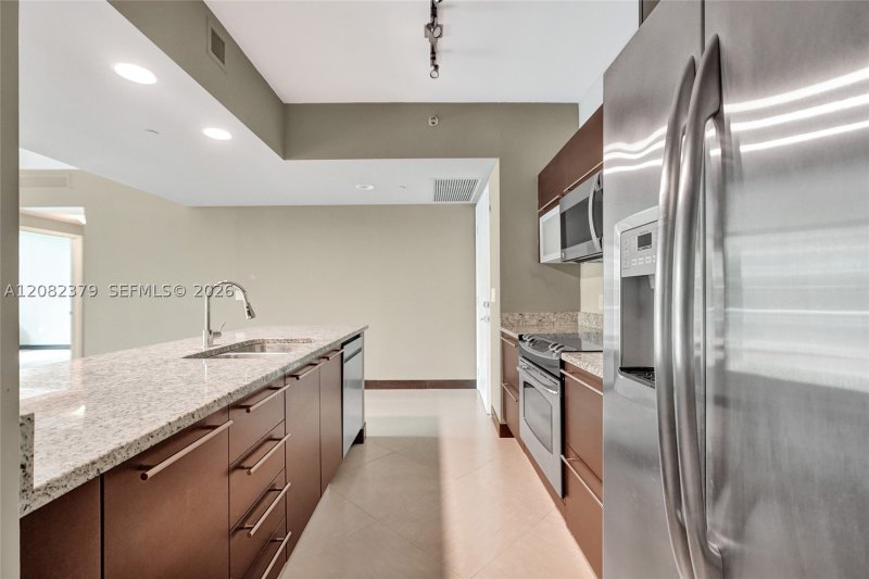 Condo for sale at The Plaza Tower II 1106