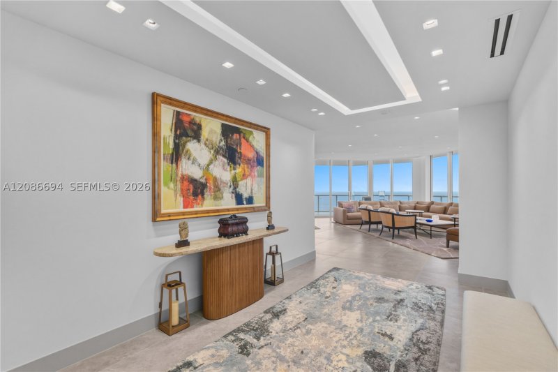 Condo for sale at Renaissance on the Ocean 1601