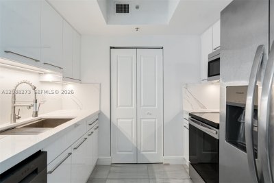 Comprar apartamento no Cite On The Bay 619