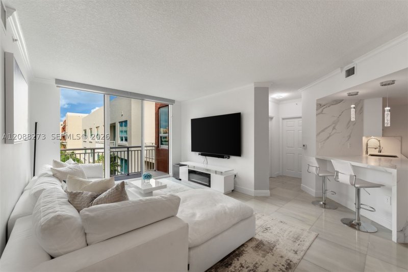 Condo for sale at Cite On The Bay 619