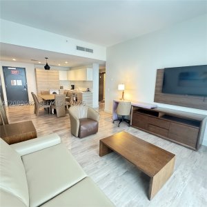 Comprar apartamento no Costa Hollywood S232