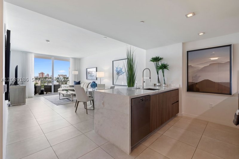Condo for sale at Tiffany House 610