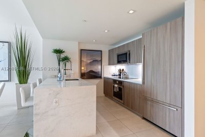 Comprar apartamento no Tiffany House 610