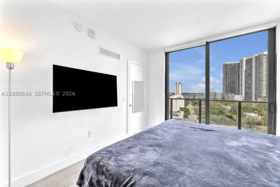 Comprar apartamento no Hyde Midtown 905
