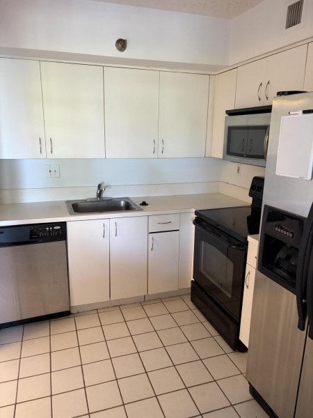 Alquiler de apartamento en Parc Central South 410