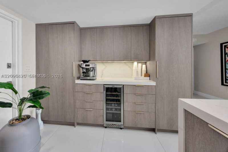 Condo for sale at Commodore Club West 413