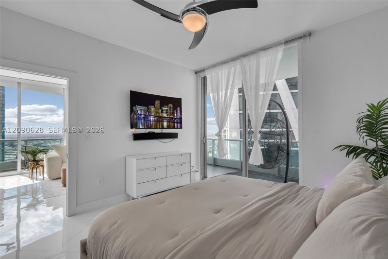 Condo for sale at 900 Biscayne 4412
