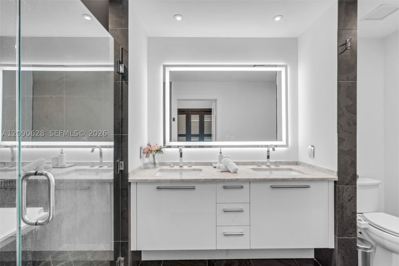 Condo for sale at 900 Biscayne 4412