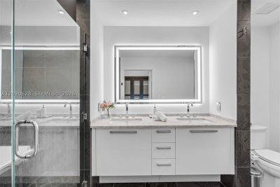 Comprar apartamento no 900 Biscayne 4412