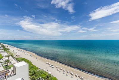 Comprar apartamento no Beach Club Two 1402