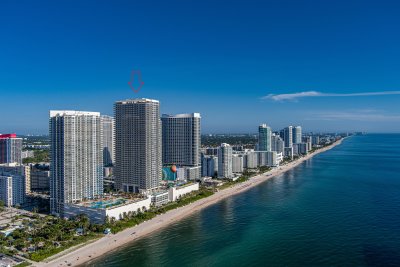 Comprar apartamento no Beach Club Two 1402