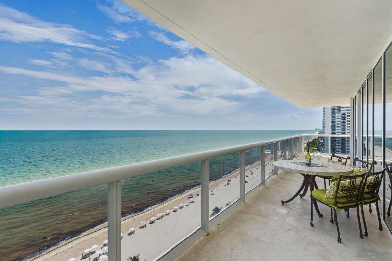 Condo for sale at Beach Club Two 1402