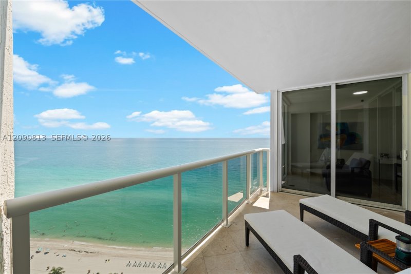 Comprar apartamento en Ocean Two 2207