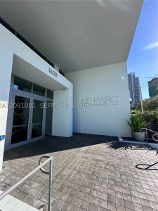 Le Parc at Brickell Apt #605