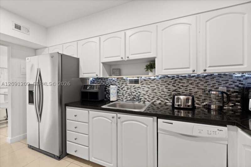 Property photo # 4