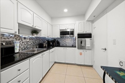 Property photo # 6
