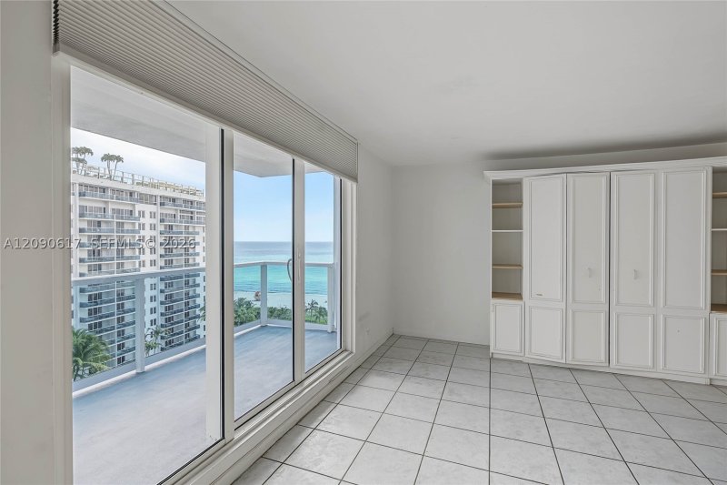Comprar apartamento en Roney Palace 1420
