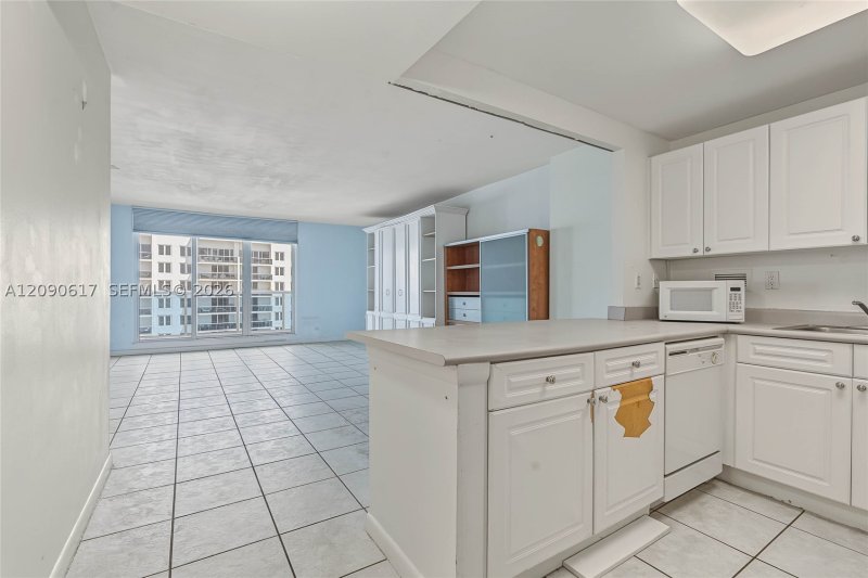 Comprar apartamento en Roney Palace 1420