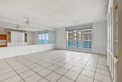 Comprar apartamento en Roney Palace 1420