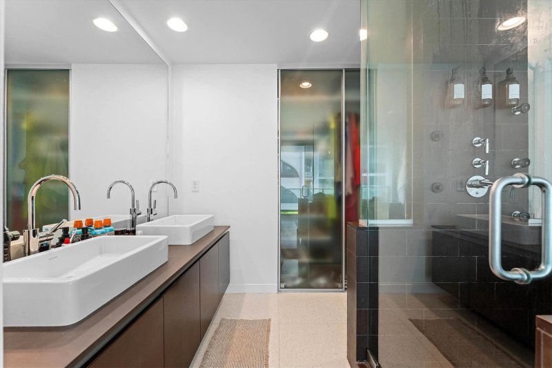 Property photo # 8