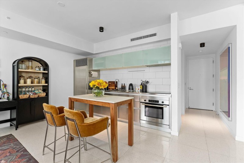 Property photo # 4