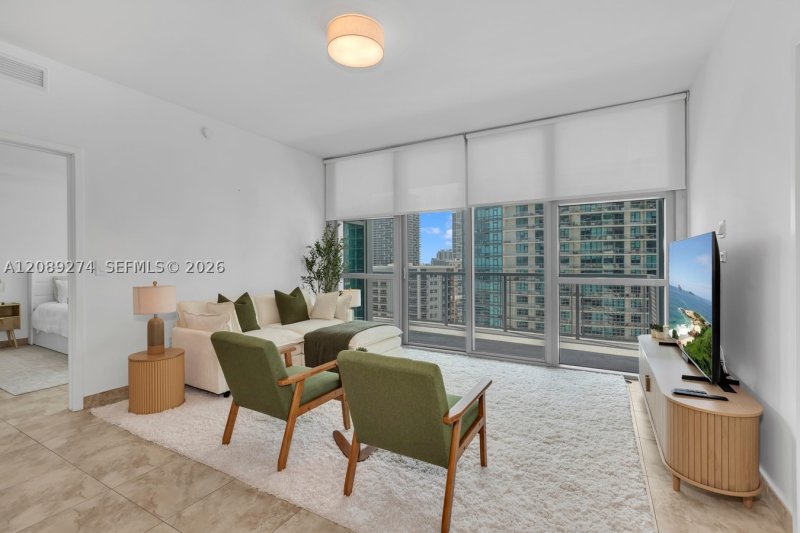 Alquiler de apartamento en Midtown Miami 4 H1510