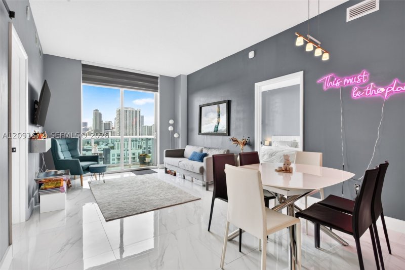 Condo for sale at Gallery Art Condo PH12