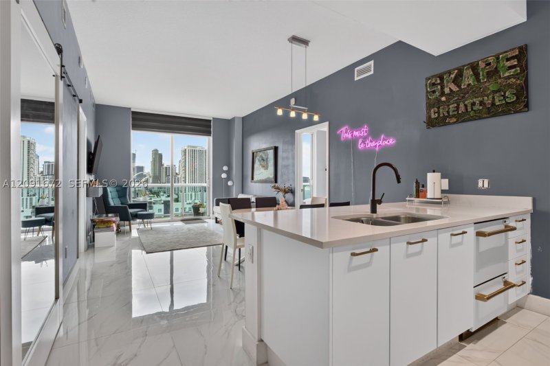Condo for sale at Gallery Art Condo PH12