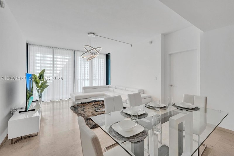 Condo for sale at Brickell City Centre Rise 910