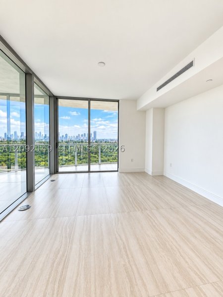 Comprar apartamento no One Park Tower by Turnberry 1111