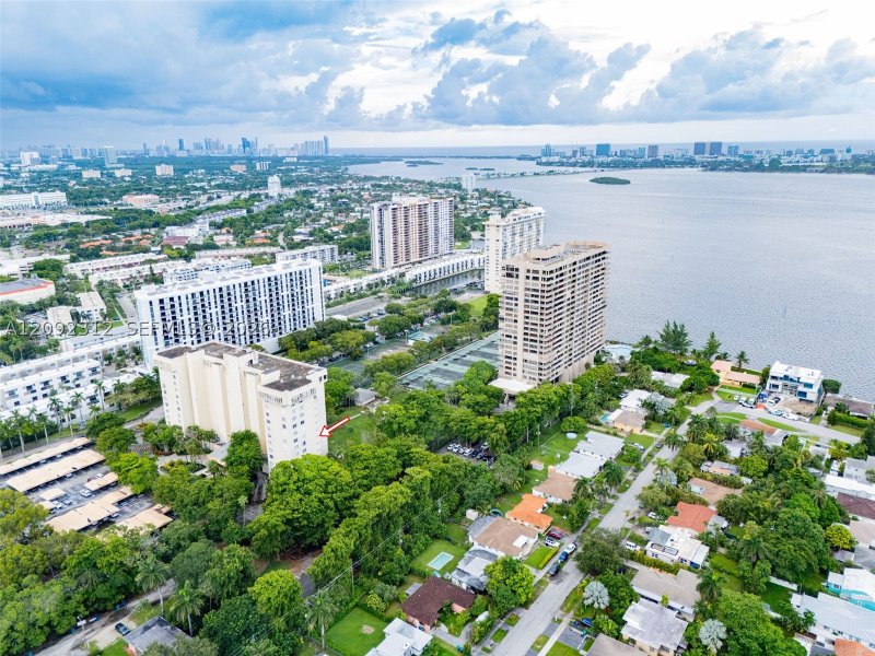 Condo for sale at Apeiron at the Jockey Club 6B