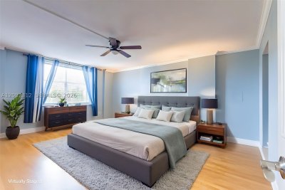 Comprar apartamento no Apeiron at the Jockey Club 6B
